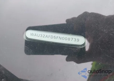 2015 Audi A8 L 4.0T z USA, uszkodzony, nr VIN WAU32AFD5FN008739